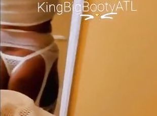 Kingbigbootyatl in white lace ( @Kingbigbootyatl )