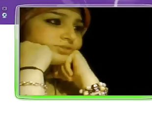 Turkish hijab bitch shows boobs on webcam messenger msn