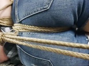 Elise Squirms in Rope